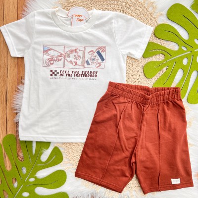 Conj. Camiseta Feel the Energy e Bermuda em Moletinho - Off White e Ferrugem